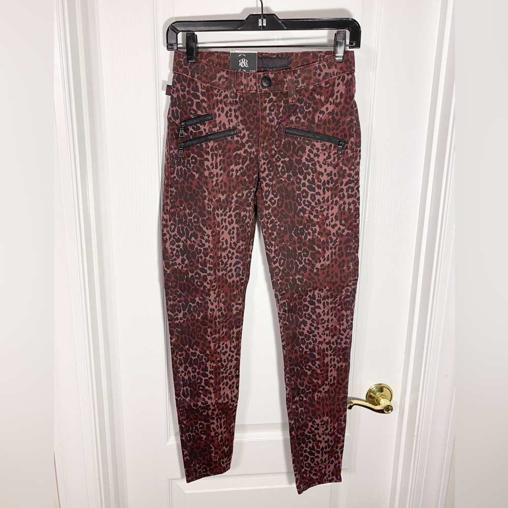 ROCK & REPUBLIC Zipper Accent Super Skinny Cheetah Print Jeans Burgundy Size 0